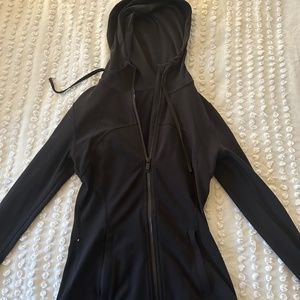 Lulu define jacket